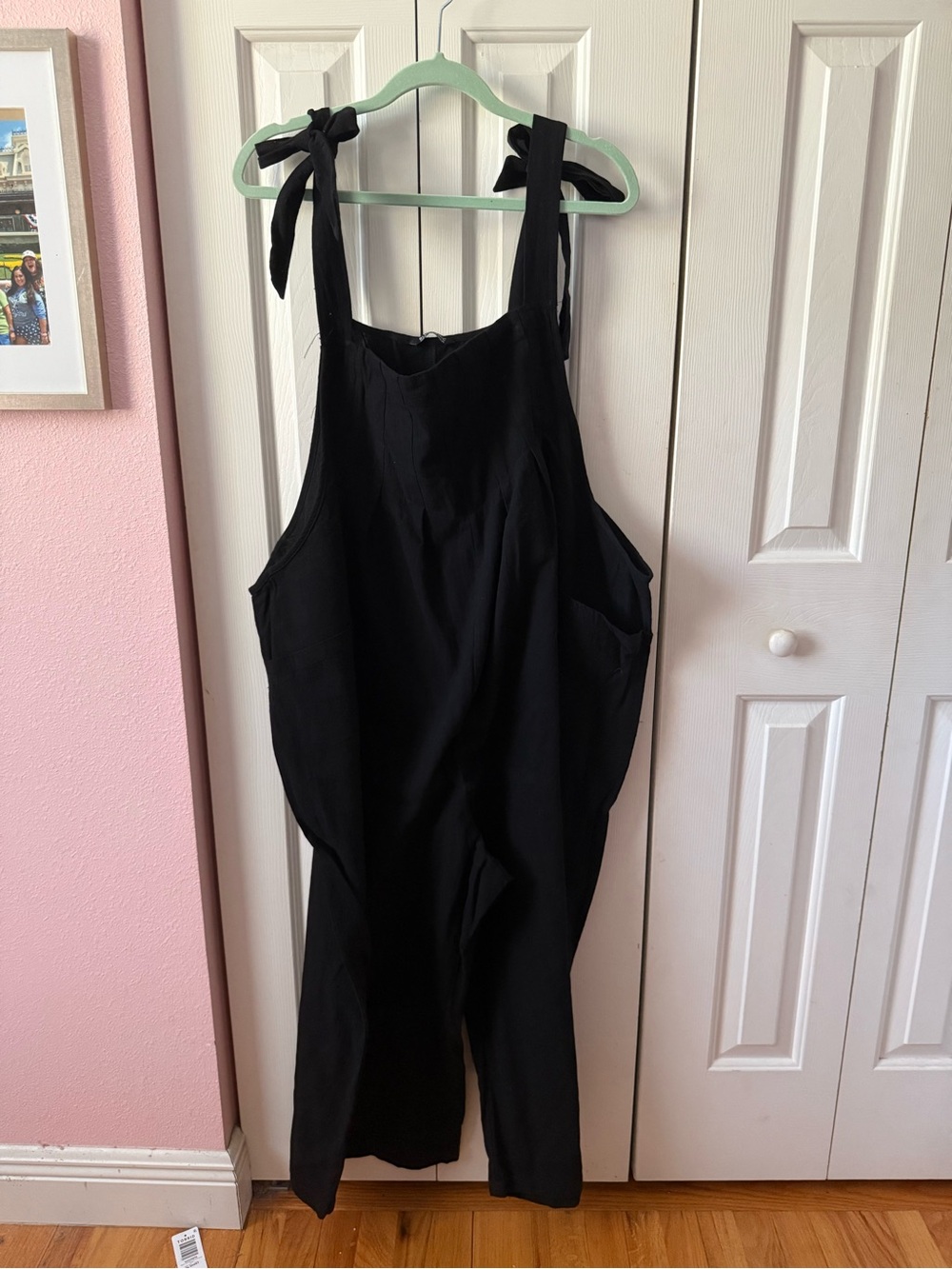 Bloomchic Black Tie-Shoulder Jumpsuit